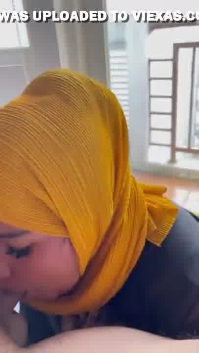 Tudung malay blowjob oral sex xnxx video